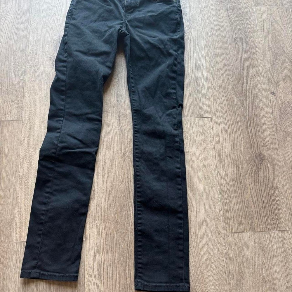 Amazon Essentials Black Slim Jeans 29x34 | Mid Rise  Pants Back to school